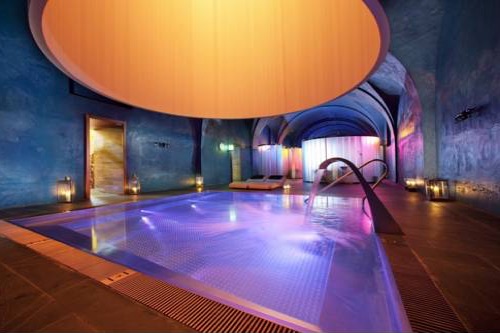Hoteles en Madrid con piscina climatizada